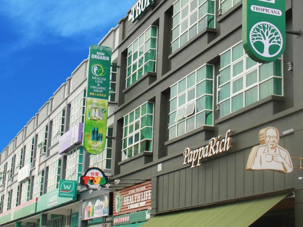 Tropicana Boutique Hotel Muar Bagian luar foto