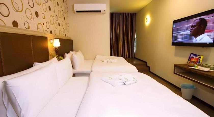 Tropicana Boutique Hotel Muar Bagian luar foto