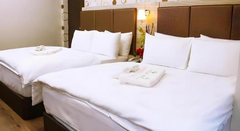 Tropicana Boutique Hotel Muar Bagian luar foto